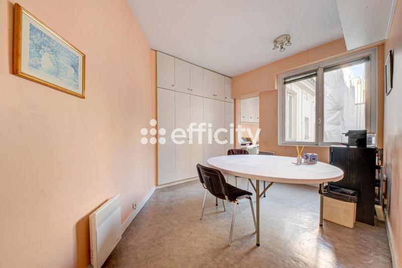 Appartement - 184 m² - 6 pièces