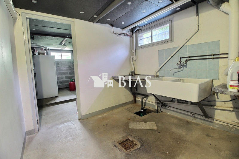 Maison - 135 m² - 8 pièces