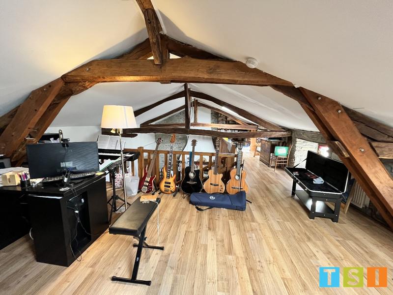 Maison - 190 m² - 6 pièces