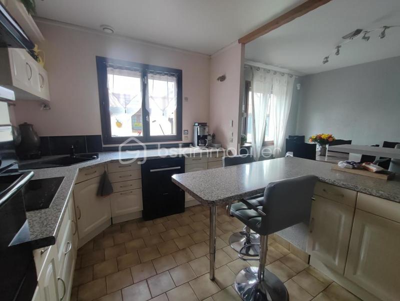 Maison - 140 m² - 5 pièces