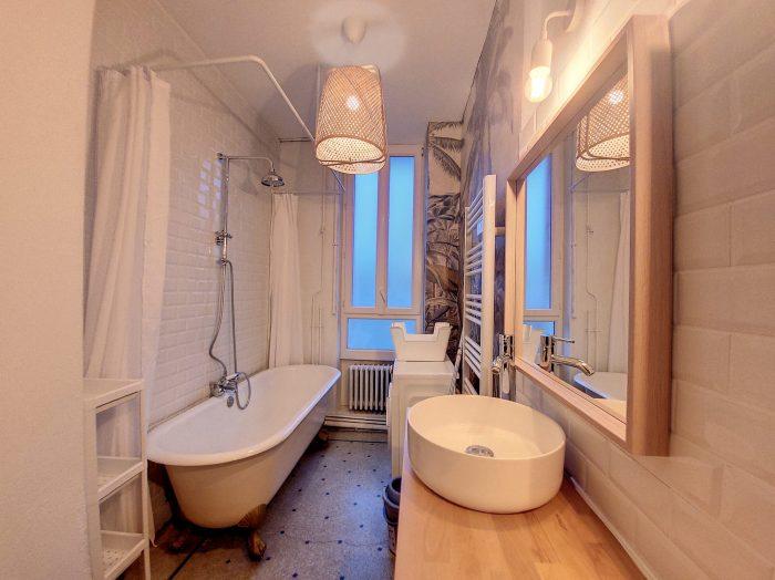 Appartement - 80 m² - 3 pièces