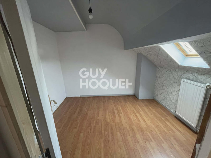 Maison - 95 m² - 5 pièces