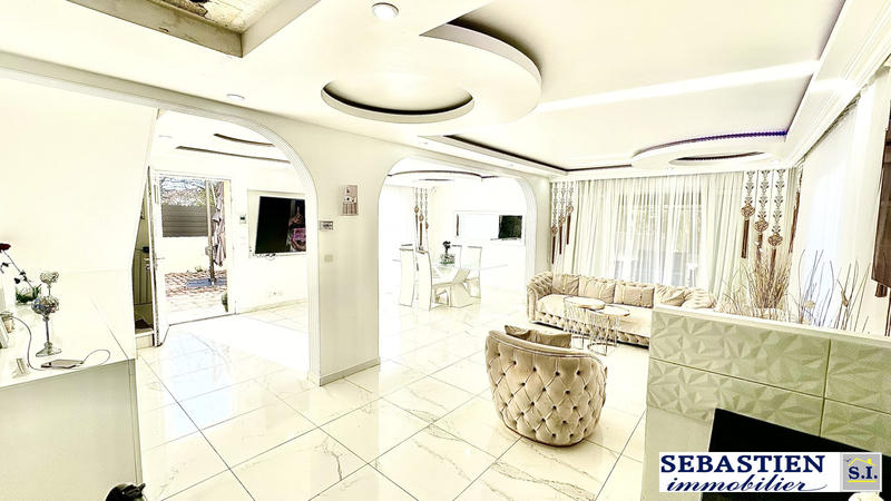 Maison - 116 m² - 6 pièces