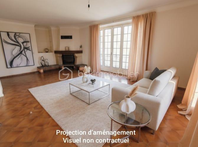 Propriété - 172 m² - 10 pièces