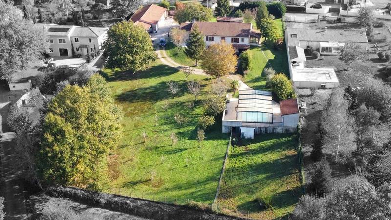 Maison - 348 m² - 10 pièces