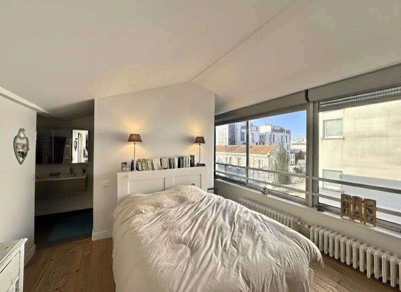 Appartement - 136 m² - 6 pièces