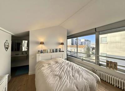 Appartement - 136 m² - 6 pièces