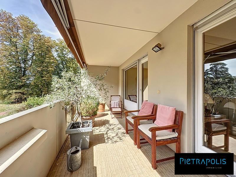 Appartement - 104 m² - 3 pièces