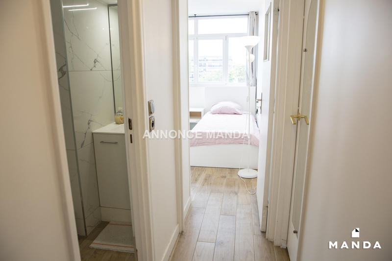 Chambre - 10 m² - 4 pièces