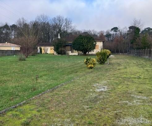 Terrain constructible - 600 m²