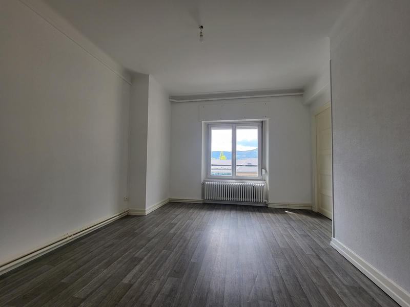Appartement - 85 m² - 3 pièces