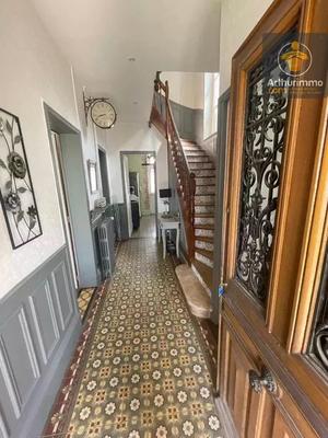 Maison - 149 m² - 7 pièces