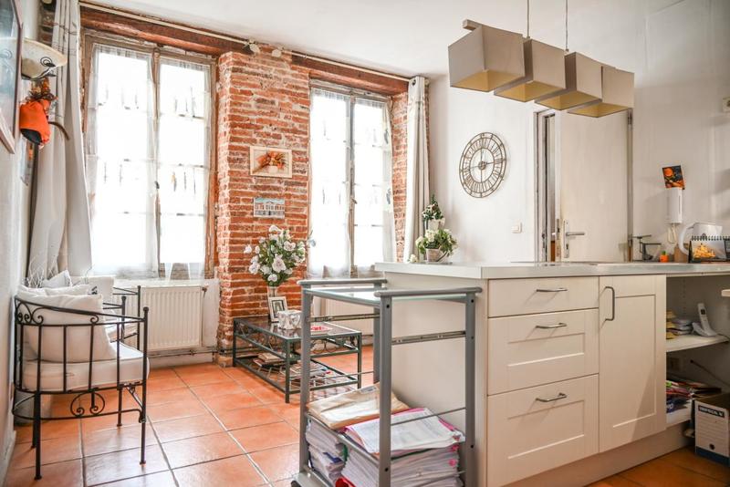 Maison - 232 m² - 8 pièces