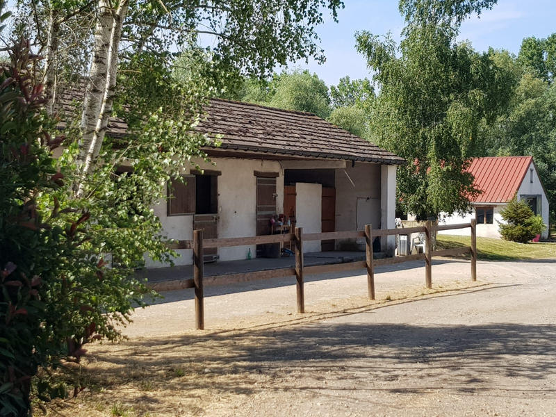 Maison - 300 m² - 8 pièces