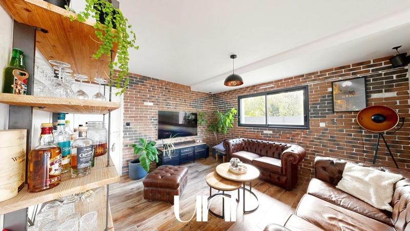 Maison - 137 m² - 5 pièces