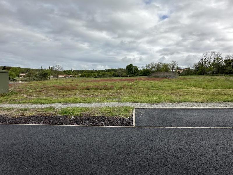 Terrain constructible - 558 m²