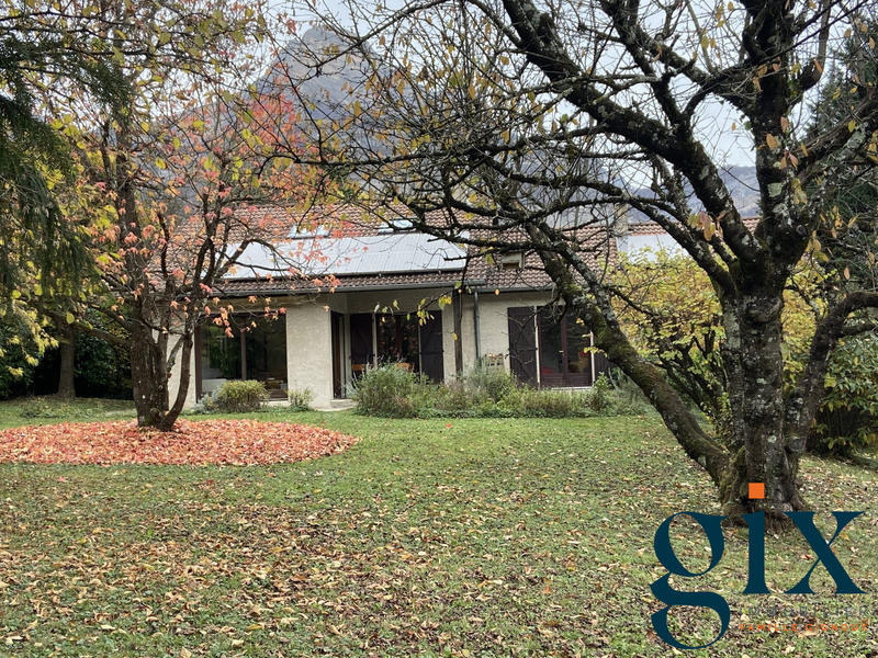 Maison - 135 m² - 6 pièces