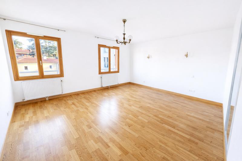 Appartement - 120 m² - 4 pièces