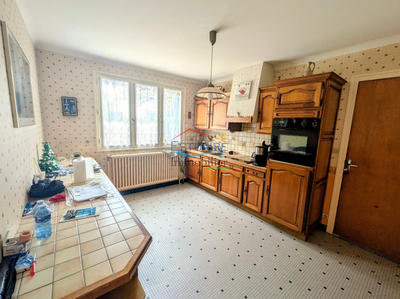 Maison - 83 m² - 4 pièces