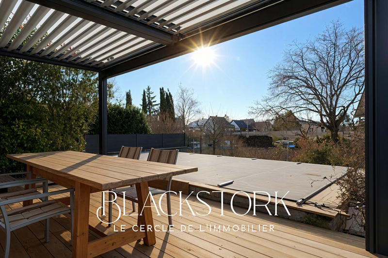 Maison - 110 m² - 5 pièces