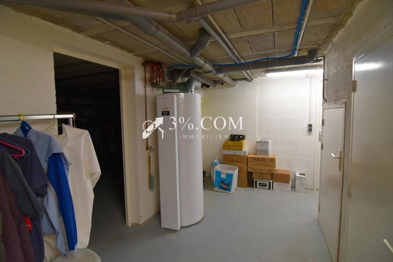 Propriété - 175 m² - 11 pièces