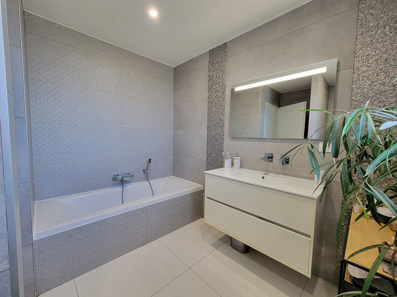 Maison - 165 m² - 7 pièces