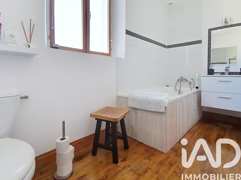 Maison - 320 m² - 7 pièces