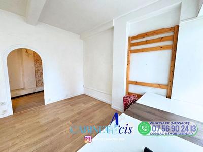 Local commercial - 20 m² - 2 pièces