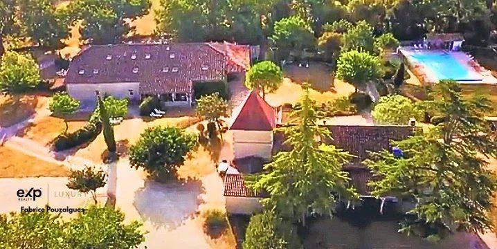 Maison - 715 m² - 29 pièces