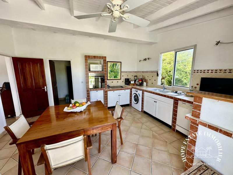 Villa - 465 m² - 10 pièces