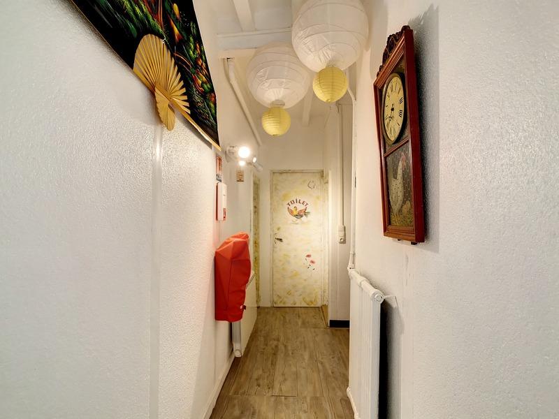 Maison - 216 m² - 9 pièces