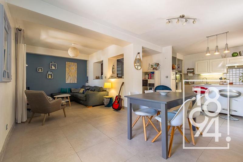 Maison - 108 m² - 4 pièces