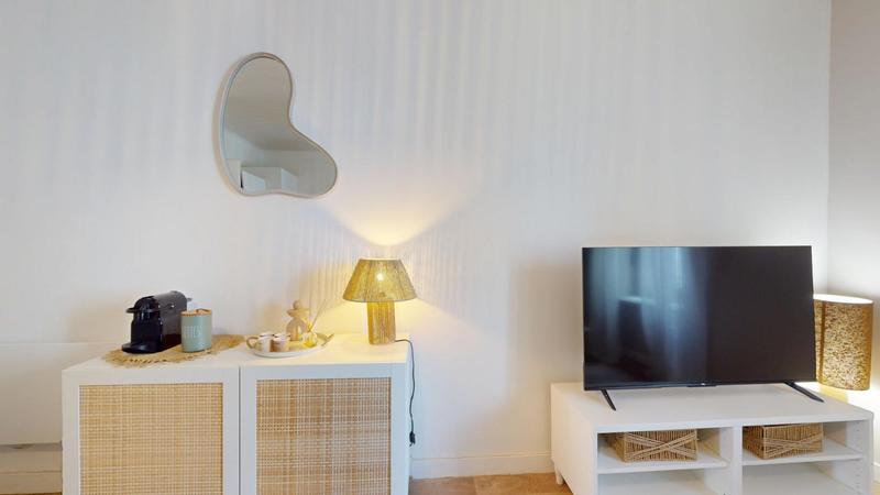 Studio - 30 m² - 2 pièces