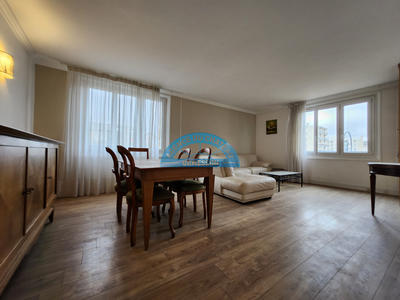 Appartement - 80 m² - 4 pièces