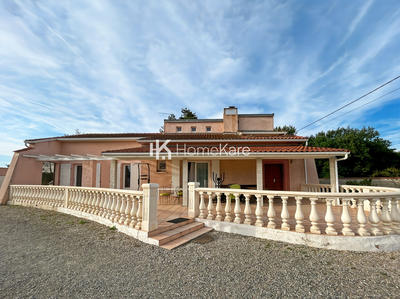 Maison - 200 m² - 8 pièces