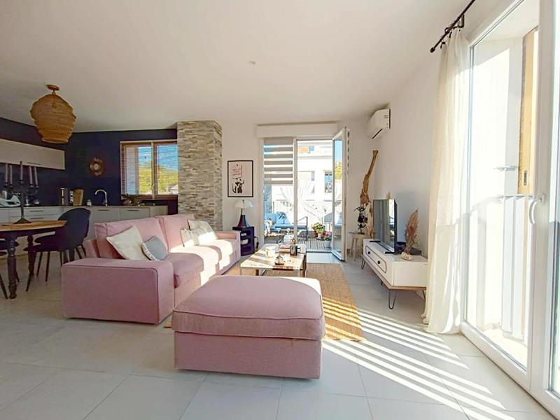 Appartement - 75 m² - 3 pièces