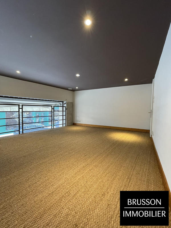 Local d'activités - 44 m² - 3 pièces