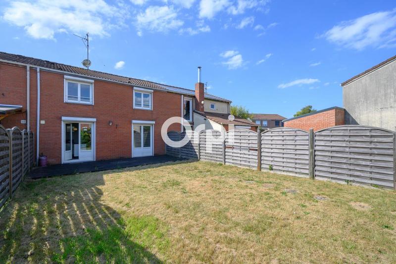 Maison - 98 m² - 4 pièces