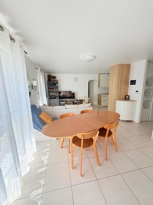 Appartement - 100 m² - 4 pièces