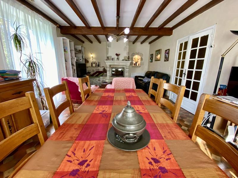 Maison - 123 m² - 8 pièces