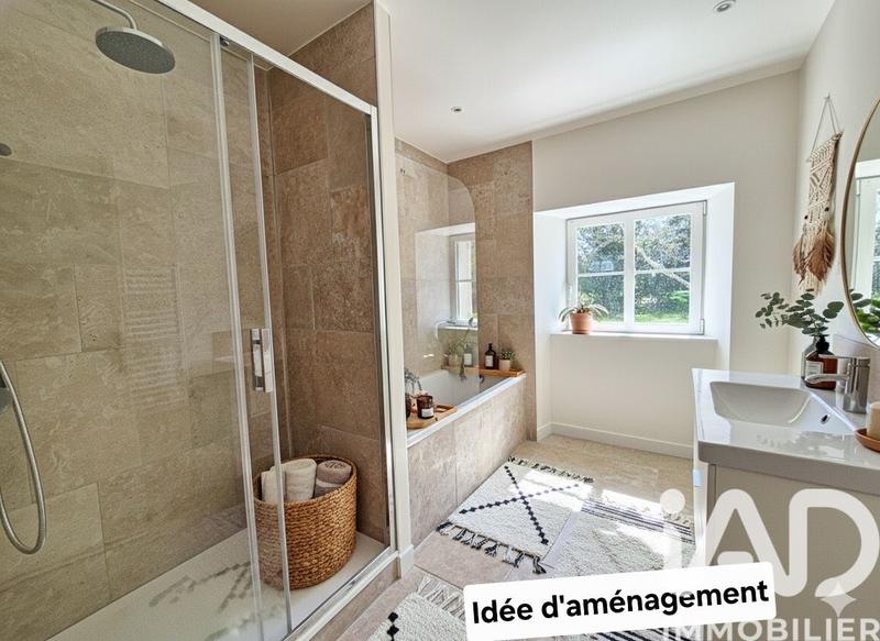 Maison - 210 m² - 7 pièces