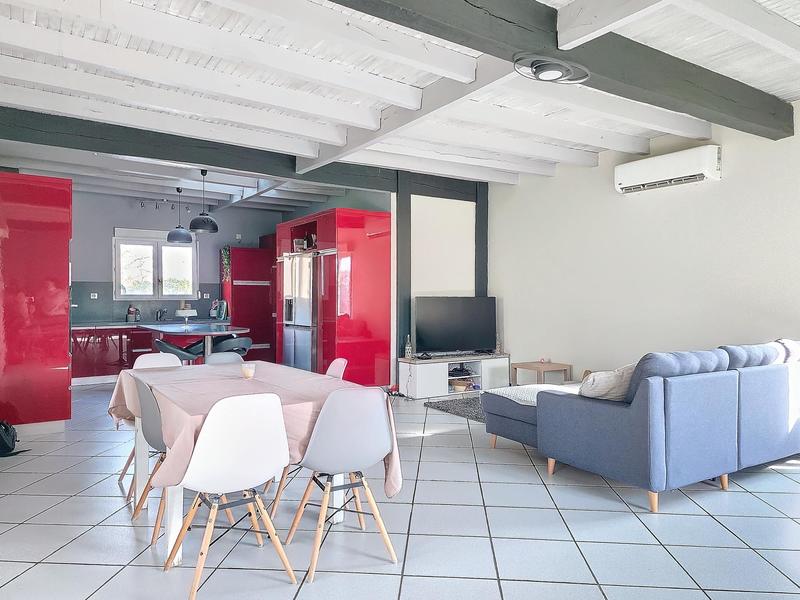 Maison - 140 m² - 5 pièces