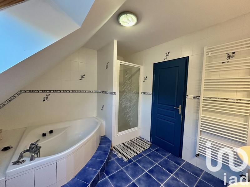 Maison - 170 m² - 6 pièces