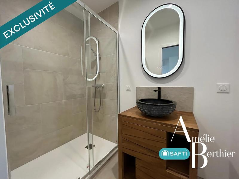 Maison - 195 m² - 8 pièces