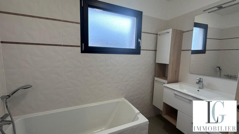 Maison - 112 m² - 4 pièces