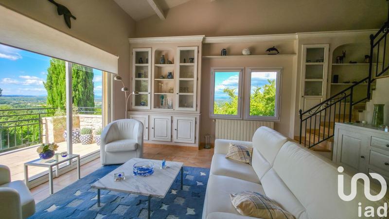 Maison - 160 m² - 8 pièces