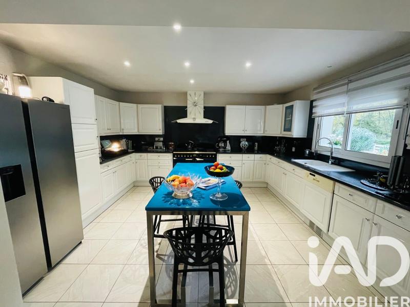 Maison - 138 m² - 5 pièces