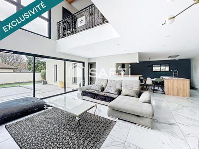 Maison - 194 m² - 6 pièces