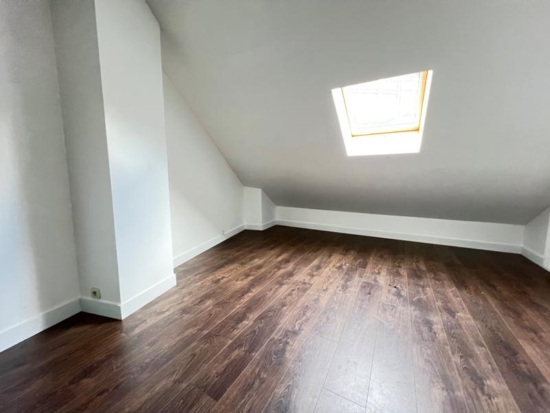 Maison - 144 m² - 8 pièces