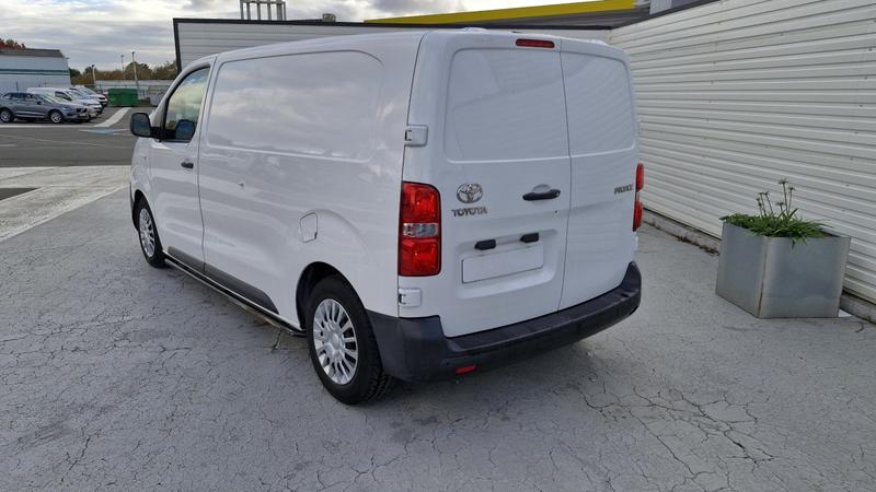Toyota Proace Medium 120 d-4d Business